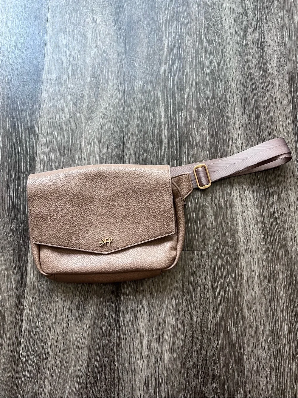 FP Freshly Picked classic fanny pack